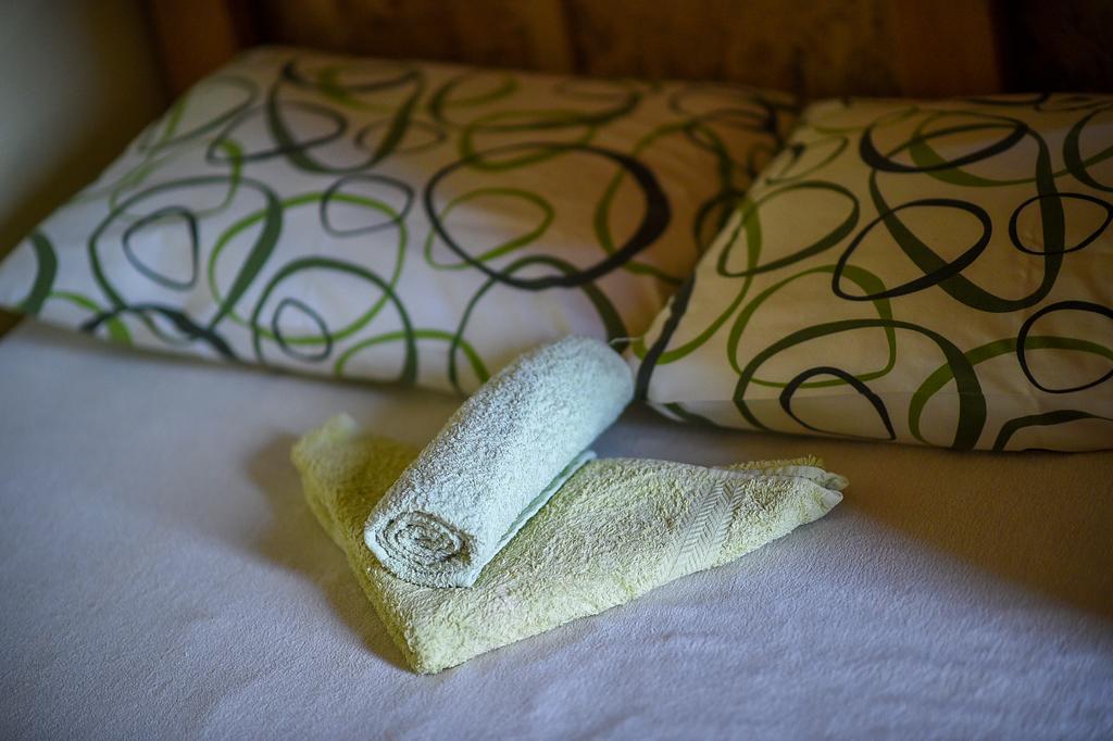 San Art Floating Hostel & Apartments Beograd Ngoại thất bức ảnh