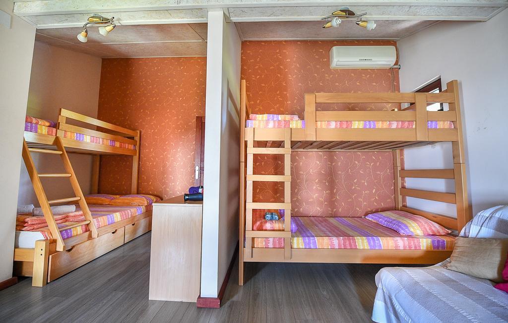 San Art Floating Hostel & Apartments Beograd Ngoại thất bức ảnh