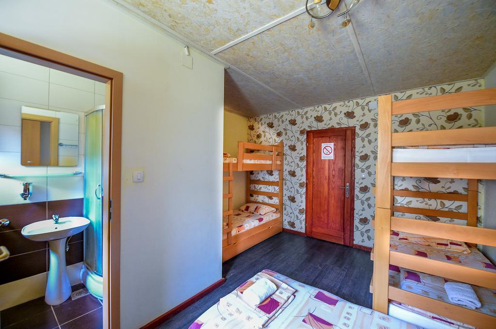 San Art Floating Hostel & Apartments Beograd Ngoại thất bức ảnh