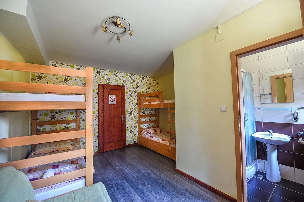 San Art Floating Hostel & Apartments Beograd Ngoại thất bức ảnh
