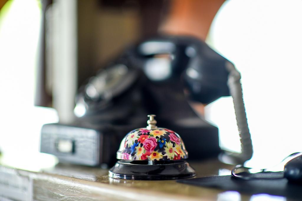 San Art Floating Hostel & Apartments Beograd Ngoại thất bức ảnh