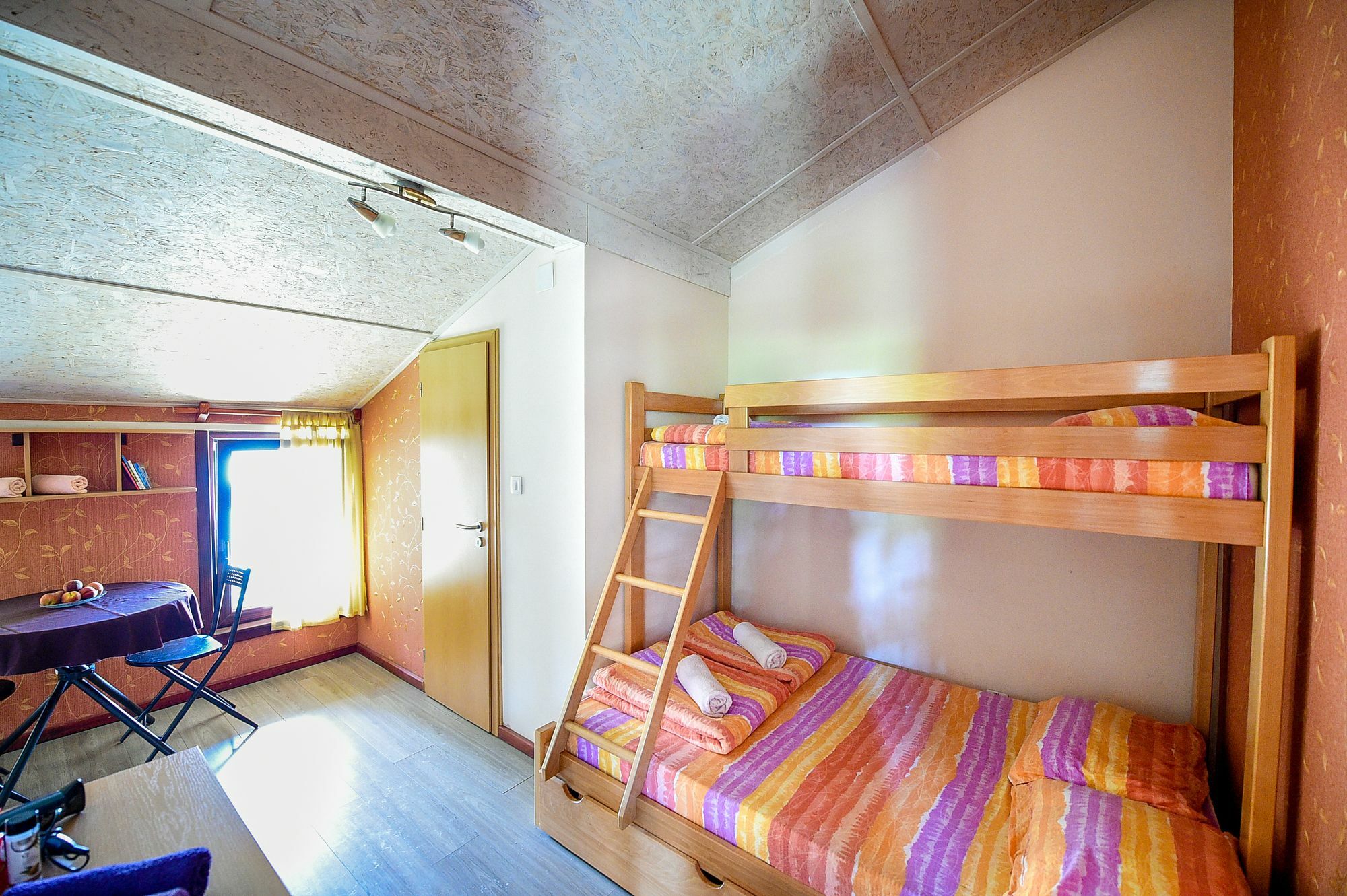 San Art Floating Hostel & Apartments Beograd Ngoại thất bức ảnh
